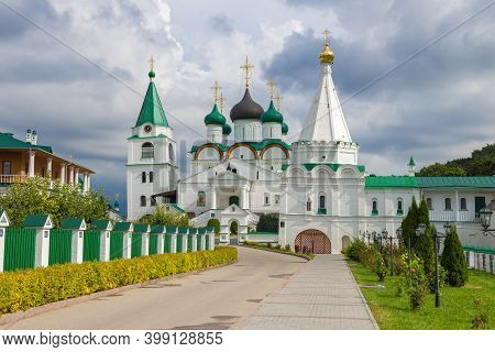 At The Entrance To The Voznesensky Pechersky Monastery On A Cloudy August Day. Nizhny Novgorod, Russ