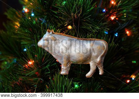 Silver Bull. Vintage Christmas Ornament. Antiques Dresden Cardboard.