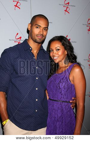 LOS ANGELES - AUG 24:  Lamon Archey, Mishael Morgan at the Young & Restless Fan Club Dinner at the Universal Sheraton Hotel on August 24, 2013 in Los Angeles, CA