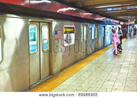 Train Arrives In The Underground Station In New York Station Central Park