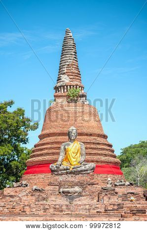 Seated Buddha Statue At Wat Worachet Tharam, Ayutthaya, Thailand