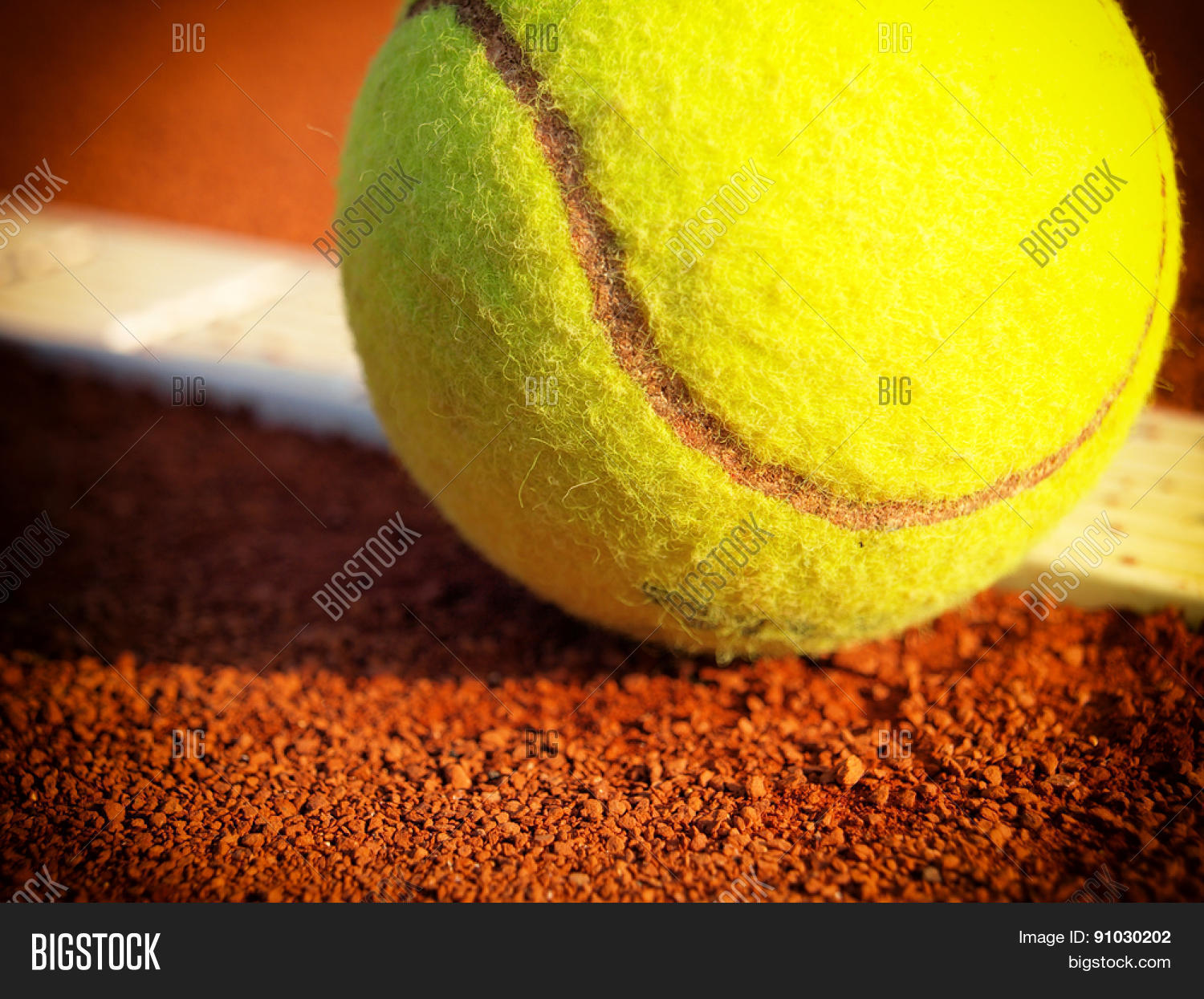 tennis ball on a tennis court