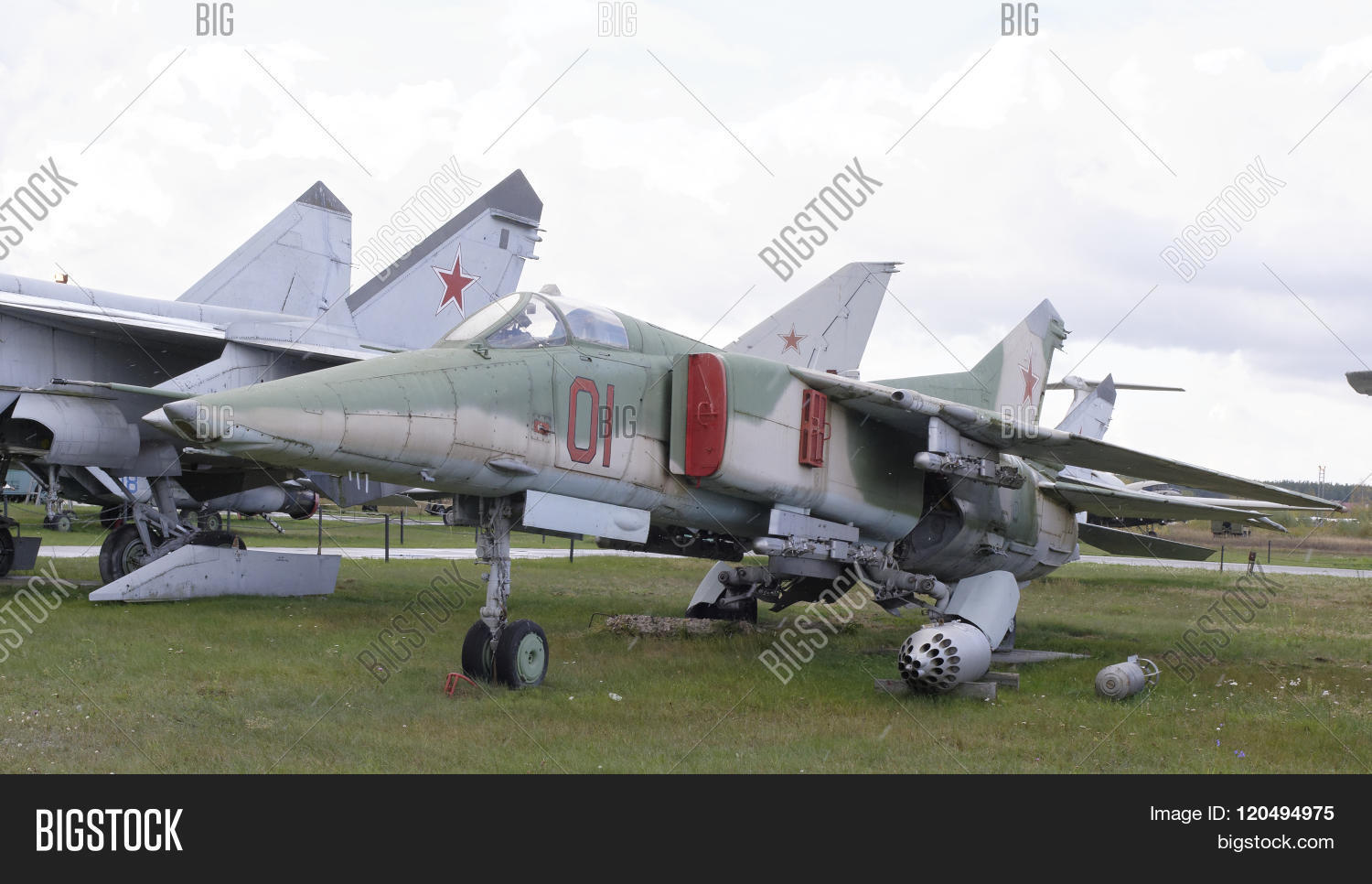 mig-27- fighter-bomber (1973).max.