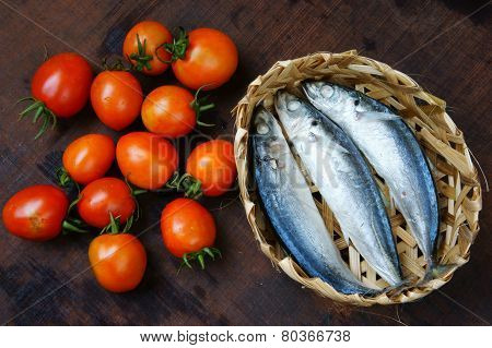 vietnamese food, braised fish