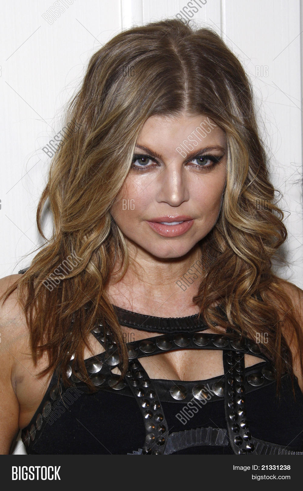 公开该 lightbox 保存取消   保存 west hollywood - apr 13: fergie