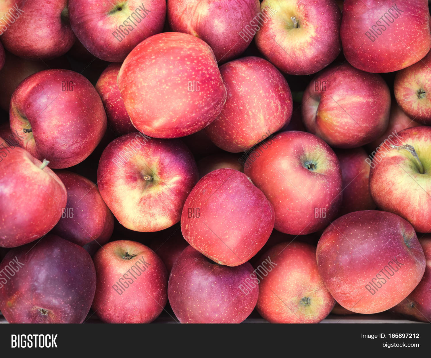 red, juicy, ripe apples top view.