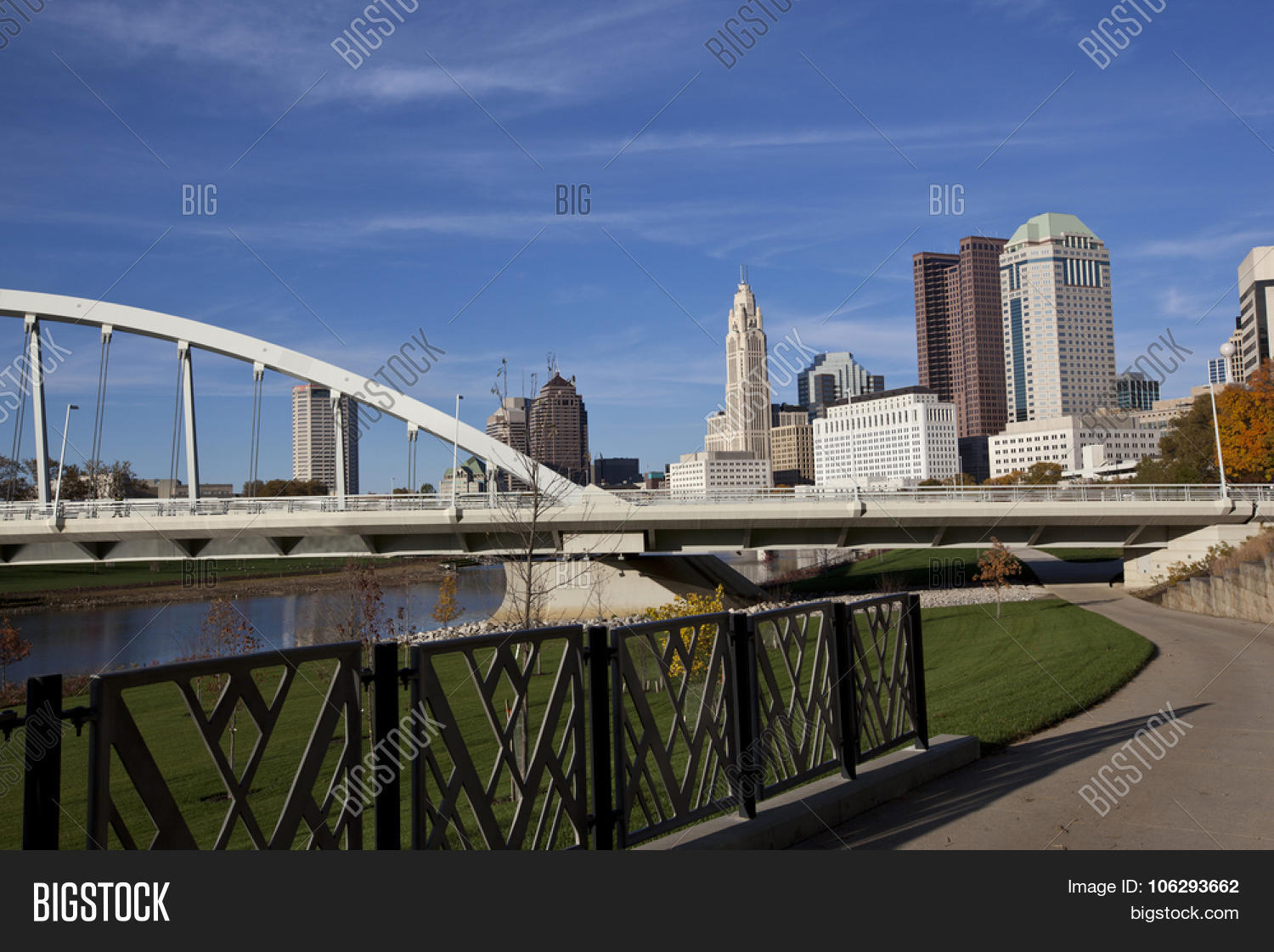 greenway project in columbus, ohio revitalized the riverbank of