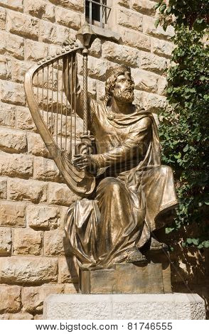 statue of king david