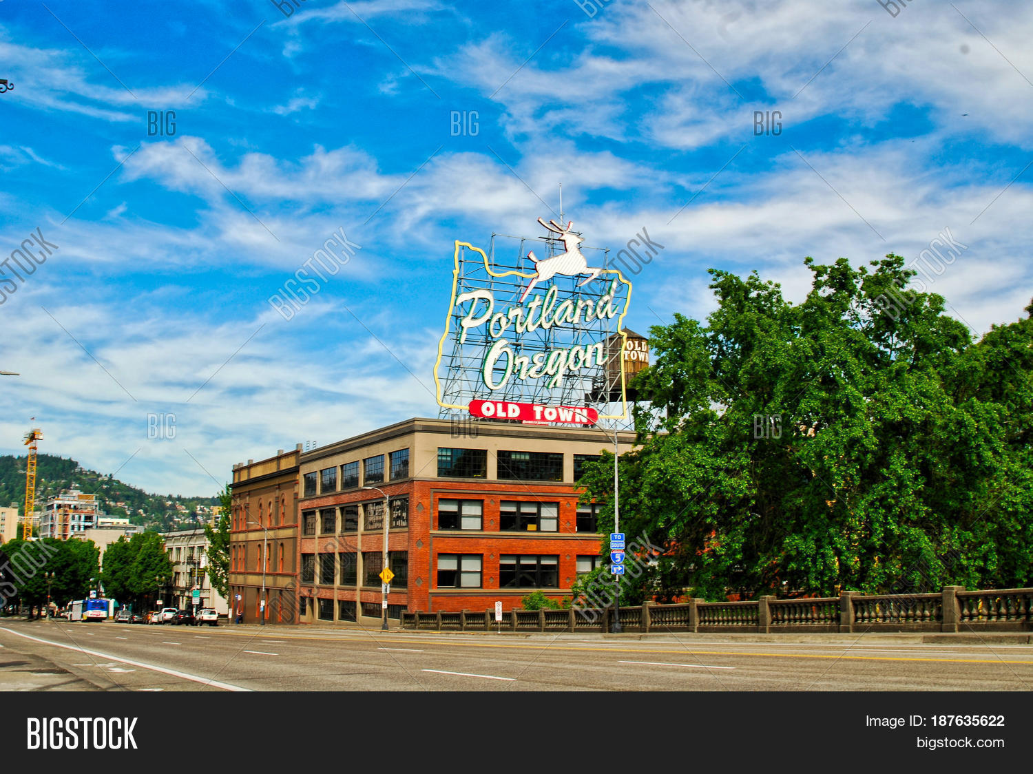 Downtown Welcome Portland Neon Sign Image & Photo | Bigstock