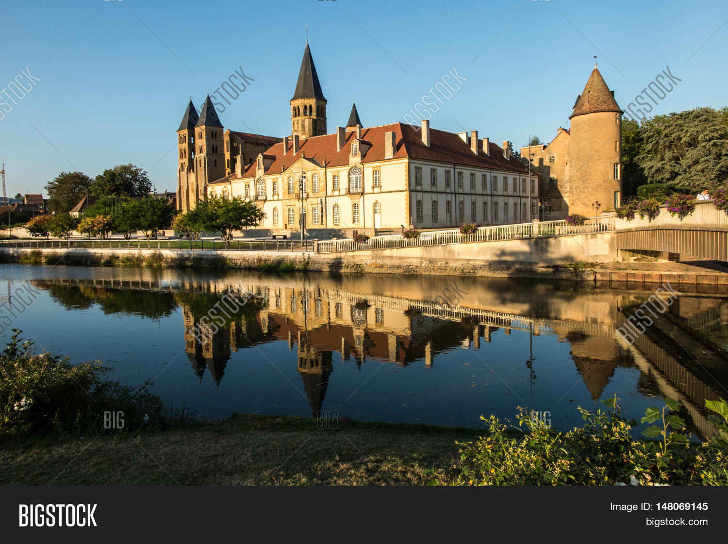 the basilica du sacre coeur in paray-le-monial france