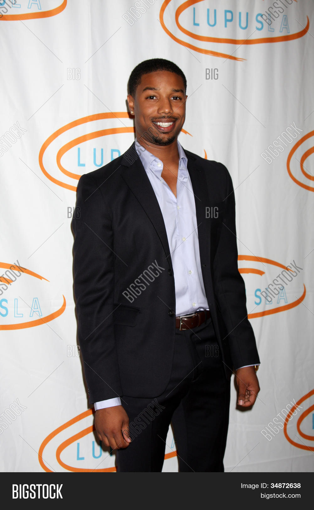 公开该 lightbox 保存取消   保存 los angeles - may 24: michael b